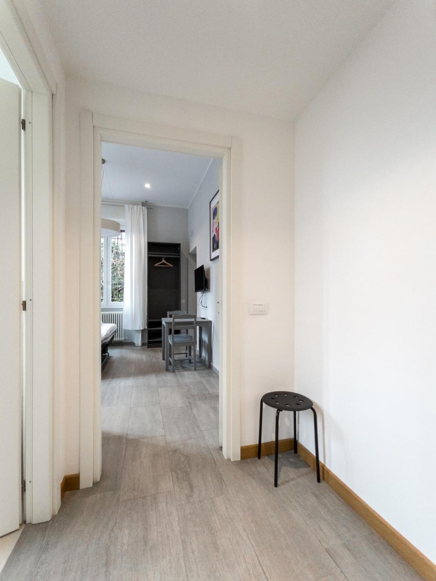 Rrrapido Holy Suites And Rooms - Via Sardegna Mailand Exterior foto